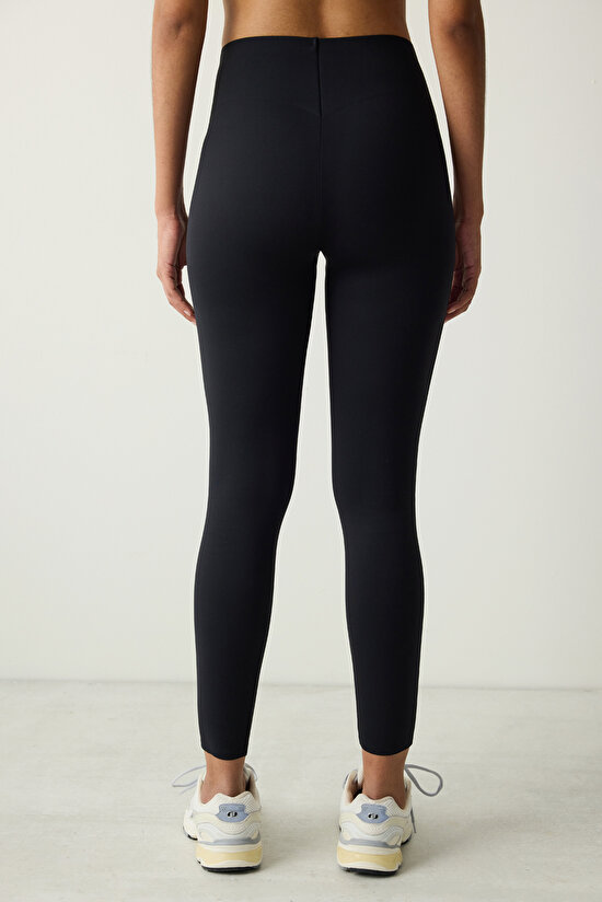 Siyah Yüksek Bel Yan Dikiş Detaylı İki Yana Esneyen Bilek Boy Tayt - 3