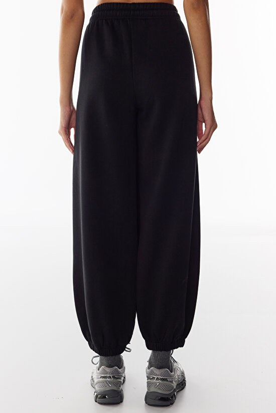 Black Stitch Balloon Cut Brushed Sweatpants - 3