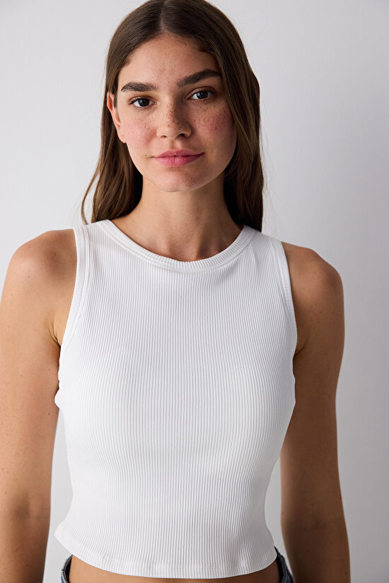 Beyaz CUPsecret Kendinden Pedli Halter Cup Top - 3