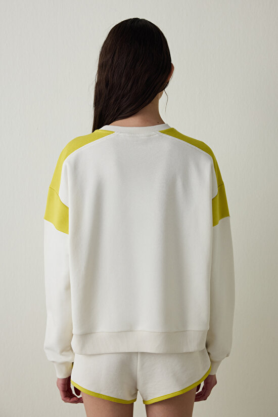 Light Beige Antalya Crocus Crew Neck Floral Printed Sweatshirt - Inspired by Flora - 8