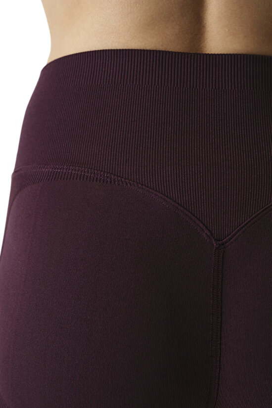 Burgundy Seamless High-Waisted Push Up Shorts - 3