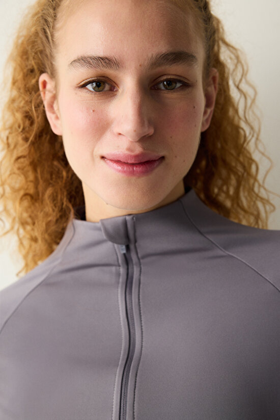 Gri Fermuarlı Dik Yaka Spor Ceketi - 6