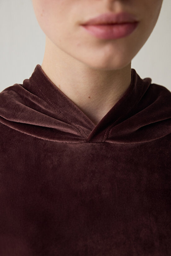 Kahverengi Yumuşak Kadife Sıcak Tutan Termal Etkili Kapüşonlu Sweatshirt - 4