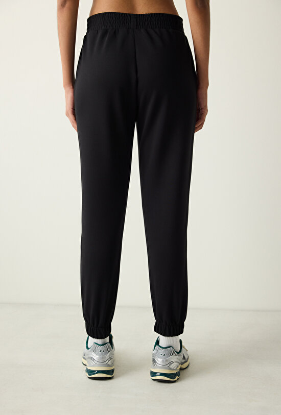 Siyah Yüksek Bel Lastikli Paça Cepli Silky Touch Eşofman Altı - 3