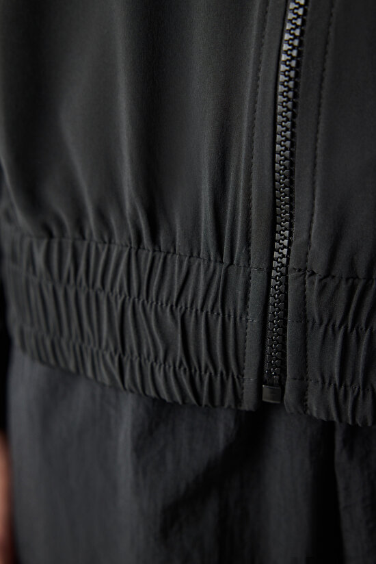 Two Striped Zipped Hoodie - 6