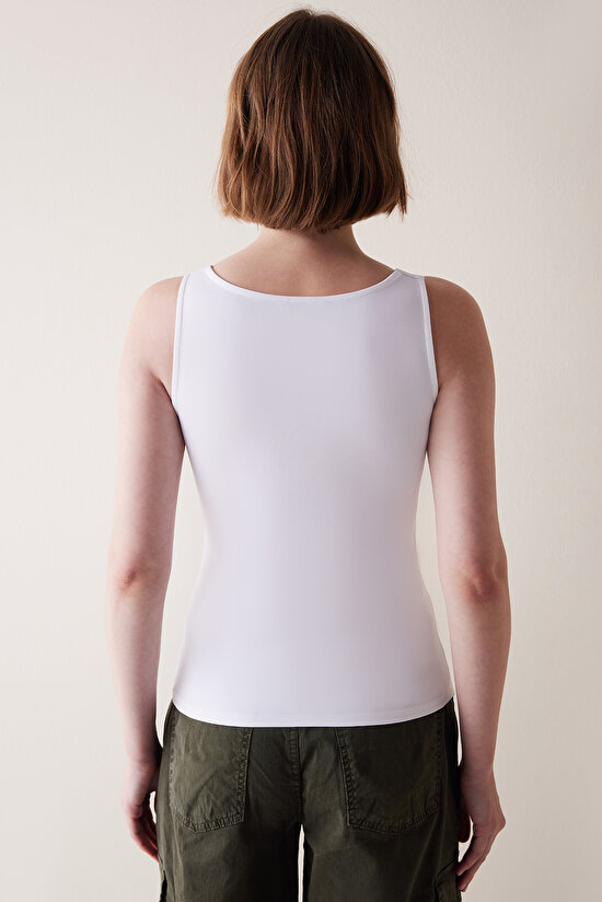 V Yaka Beyaz Üst - 5