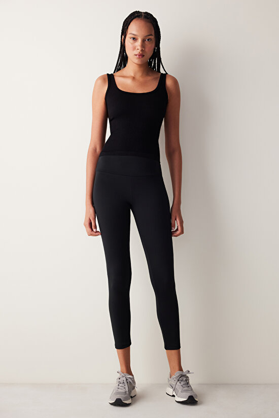 Seamless Square Neck Athlete - 3