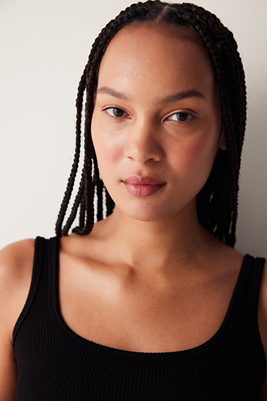 Seamless Square Neck Athlete - 4