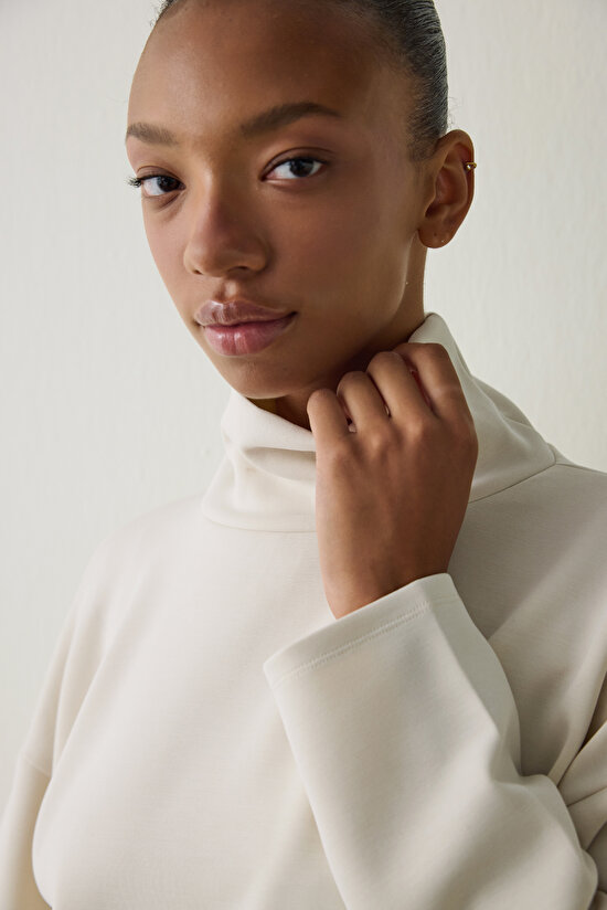 Beige Turtleneck Long Sleeve Modal Top - 4