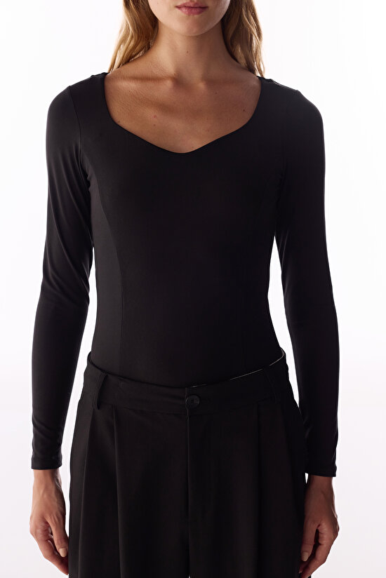 Black Heart Neck Long Sleeve Bodysuit - 3