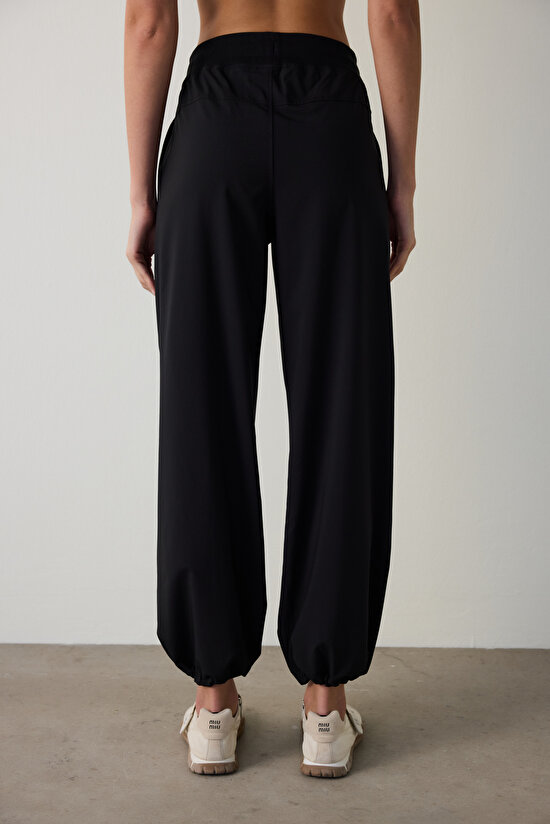 Black Oversize Normal Waist Laced Jogger Sweatpants Black Oversize Normal Waist Laced Jogger Sweatpants - 3