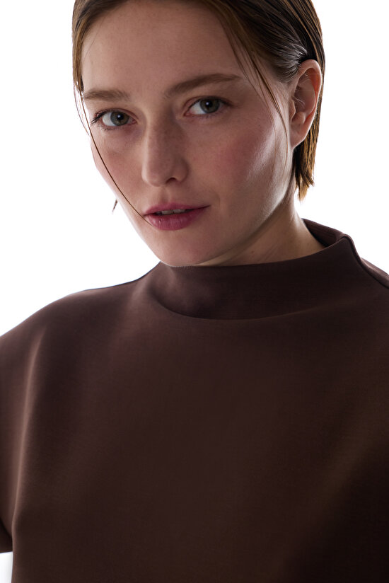 Brown Crop Modal Top - 2