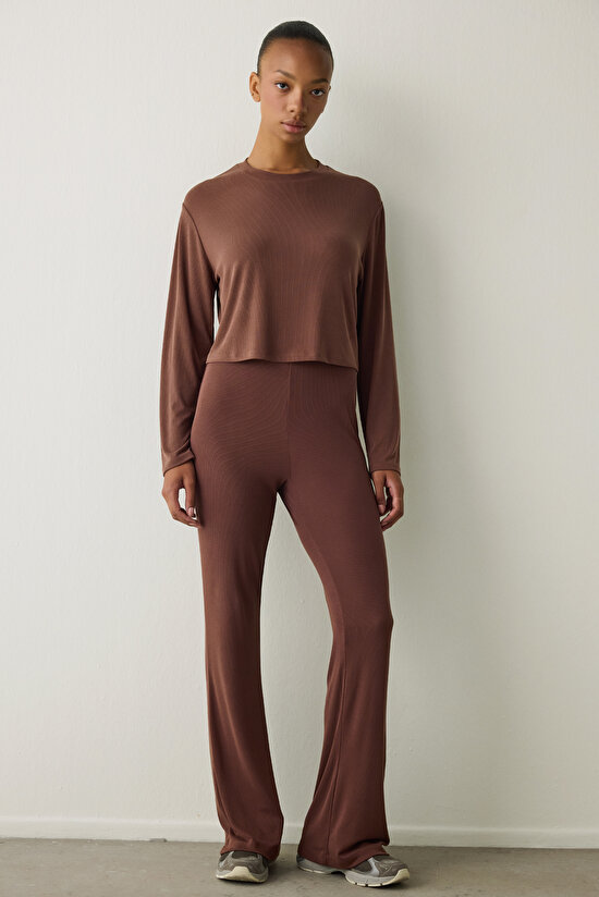 Cappuccino Ribbed Modal Loose Cut Crew Neck Crop Top - 5