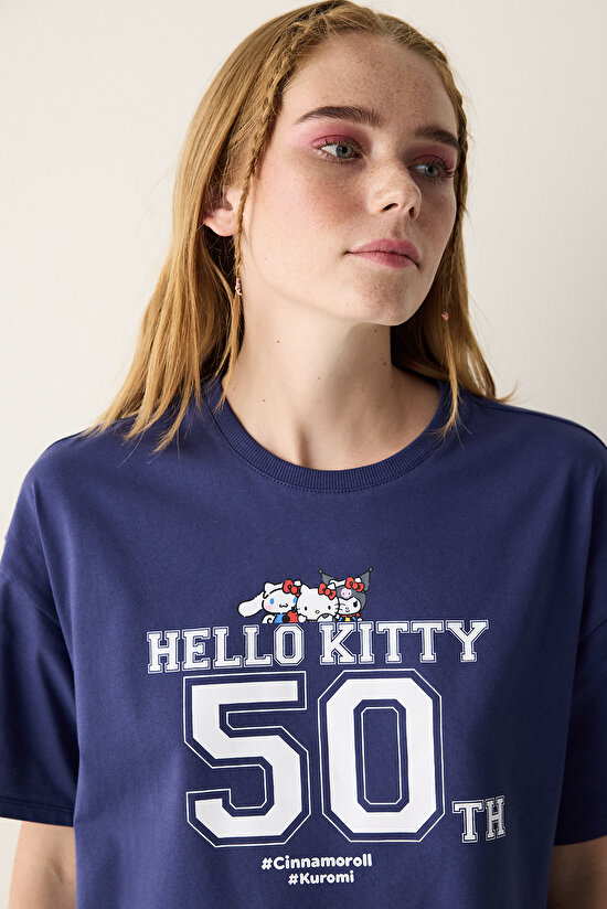 Lacivert Bisiklet Yaka Sanrio Baskı Tişört - 3