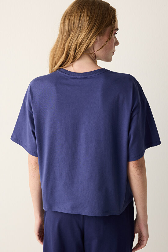 Lacivert Bisiklet Yaka Sanrio Baskı Tişört - 4