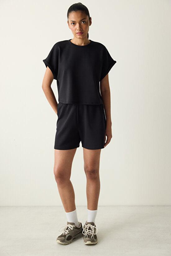 Siyah Bisiklet Yaka Silky Touch Tişört - 4