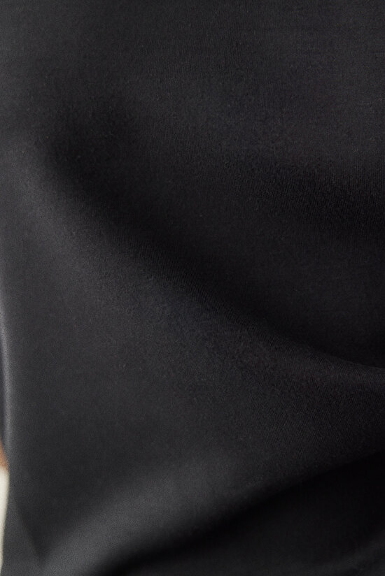 Siyah Bisiklet Yaka Silky Touch Tişört - 6