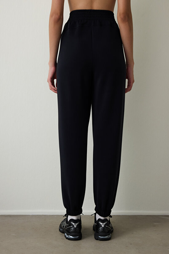 Siyah Dikiş Detaylı Yüksek Bel Modal Jogger - 3