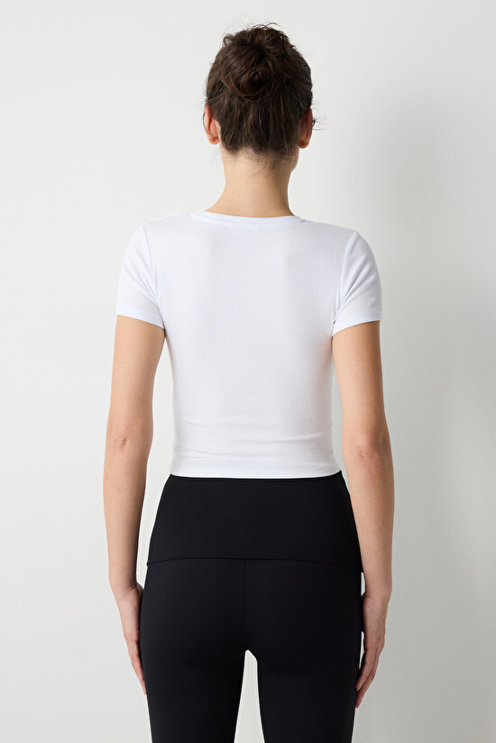 Beyaz Bisiklet Yaka Slim Fit Tişört - 5