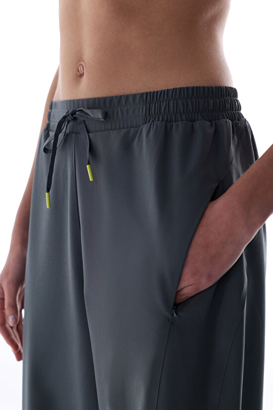 Gray Bonded Parachute Pants - 4