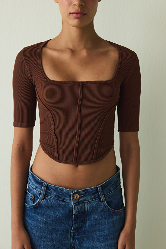 Cappuccino Seamless Square Neck Short Sleeve Crop T-Shirt - 3