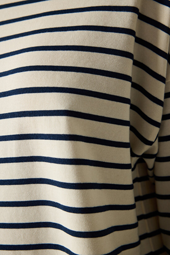 Beyaz Lacivert Çizgili Uzun Kollu Üst - 5