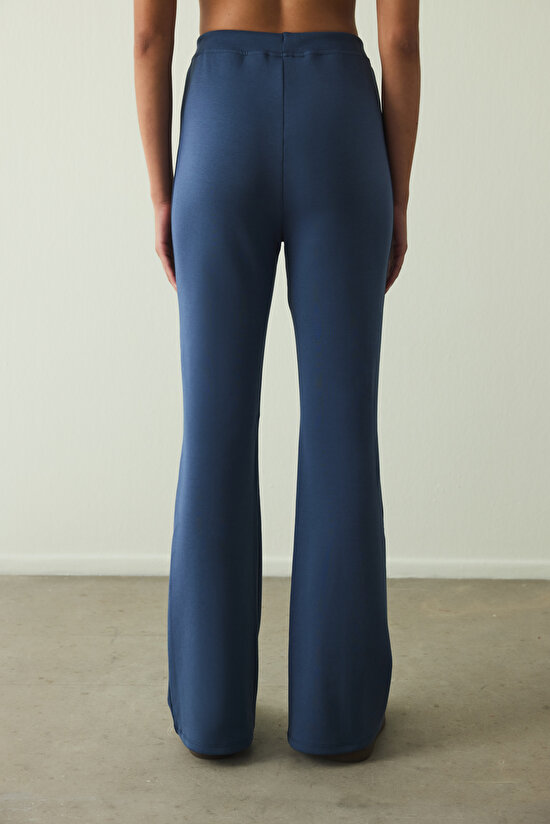 Indigo Nervour High Waist Slim Fit Bell-bottom Trousers Indigo Nervour High Waist Slim Fit Bell-bottom Trousers - 3