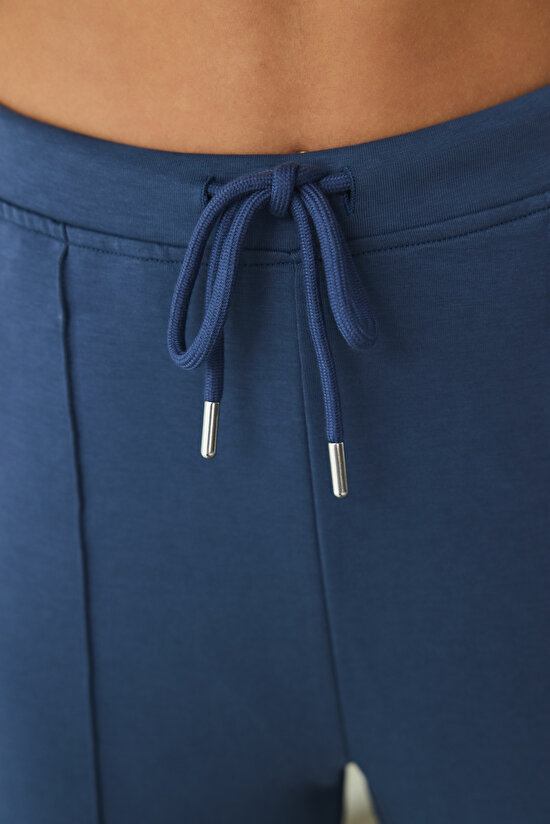 Indigo Nervour High Waist Slim Fit Bell-bottom Trousers Indigo Nervour High Waist Slim Fit Bell-bottom Trousers - 4
