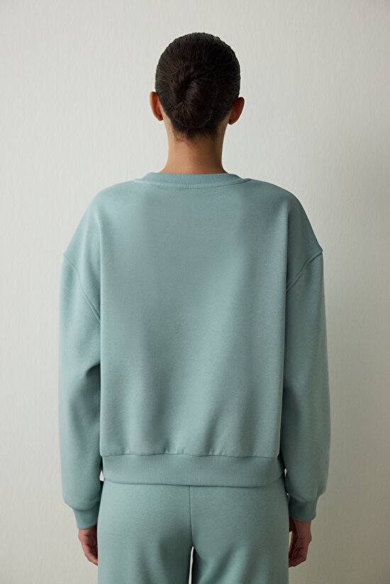Mint Curvy Side Crew Neck Oversize Crop Sweatshirt - 6