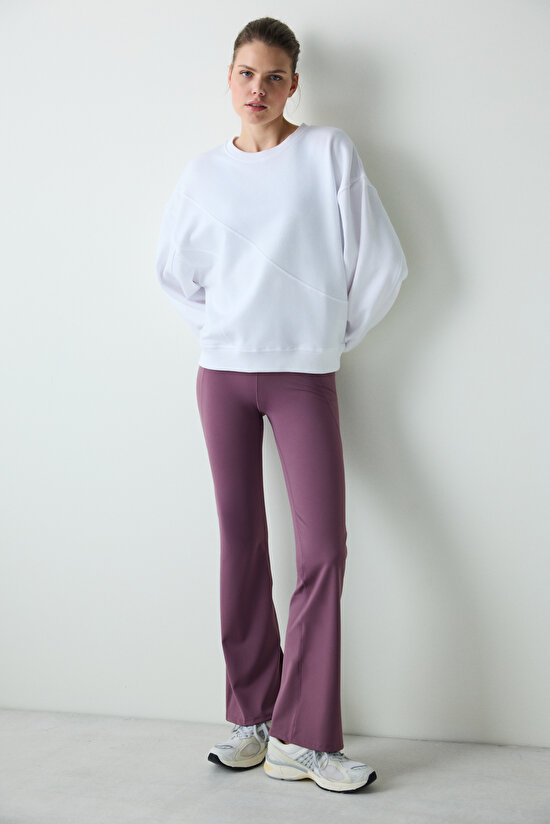 Beyaz Kavisli Dikişli Rahat Kesim Sweatshirt - 3