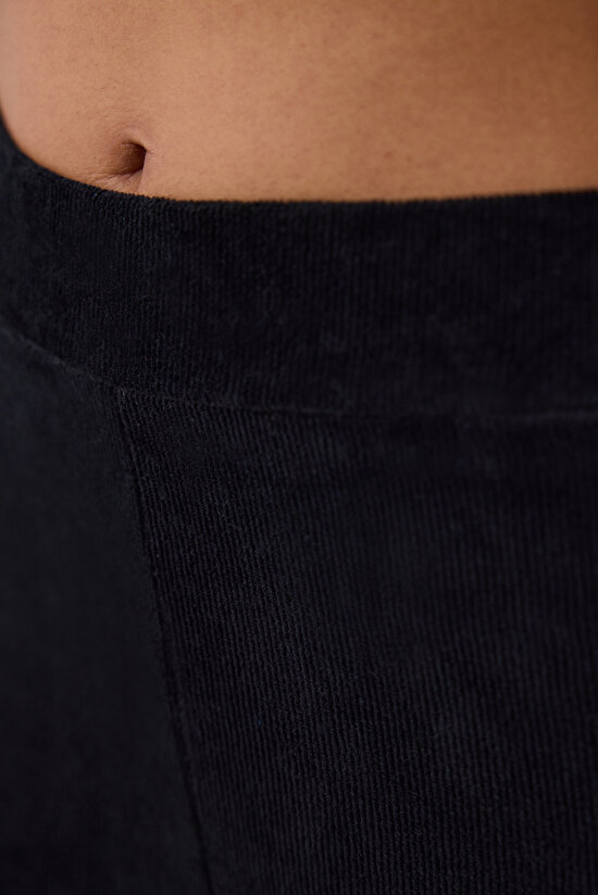 Siyah Yüksek Bel Ribanalı Kadife Tayt - 3