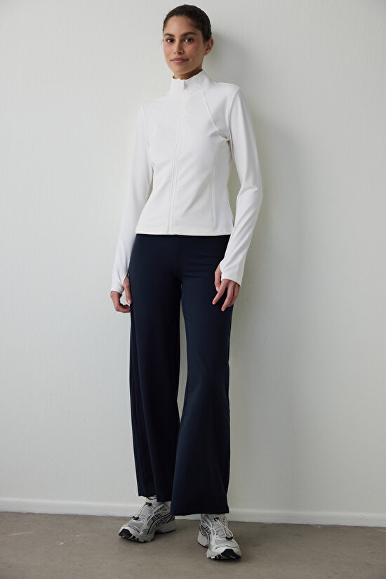 Siyah Termal Etkili Uzun Kollu Fermuarlı Dik Yaka Ceket - 4