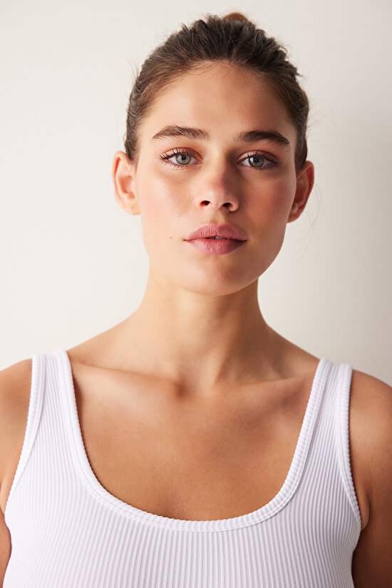 Seamless Square Neck White Top - 4