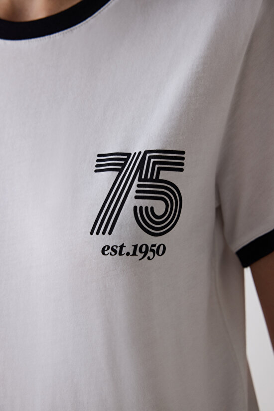 Retro Contrast Kırık Beyaz Tişört - 4