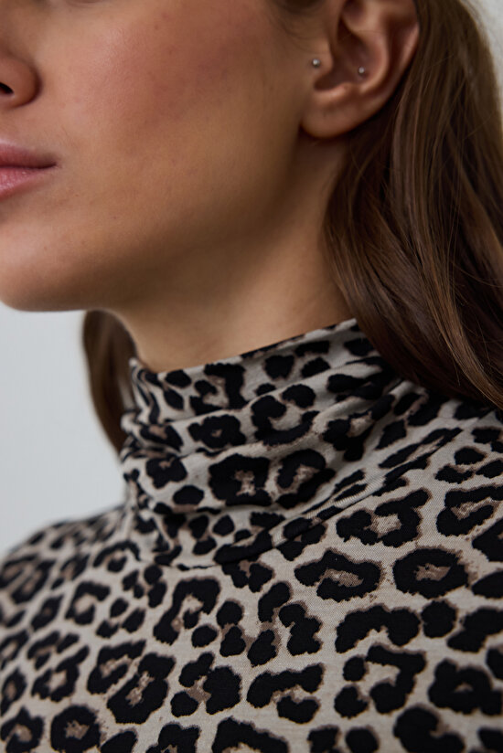 Leopard Patterned Half Turtleneck Slim Fit Long Sleeve Top - 4