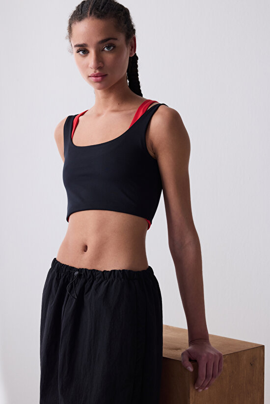 Sporty Square Neck Siyah Üst - 3