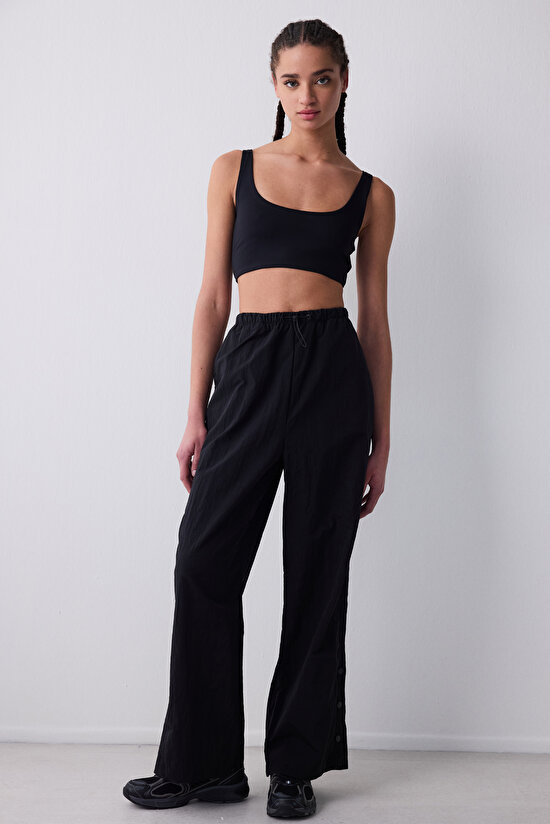 Sporty Cut Out Siyah Üst - 4