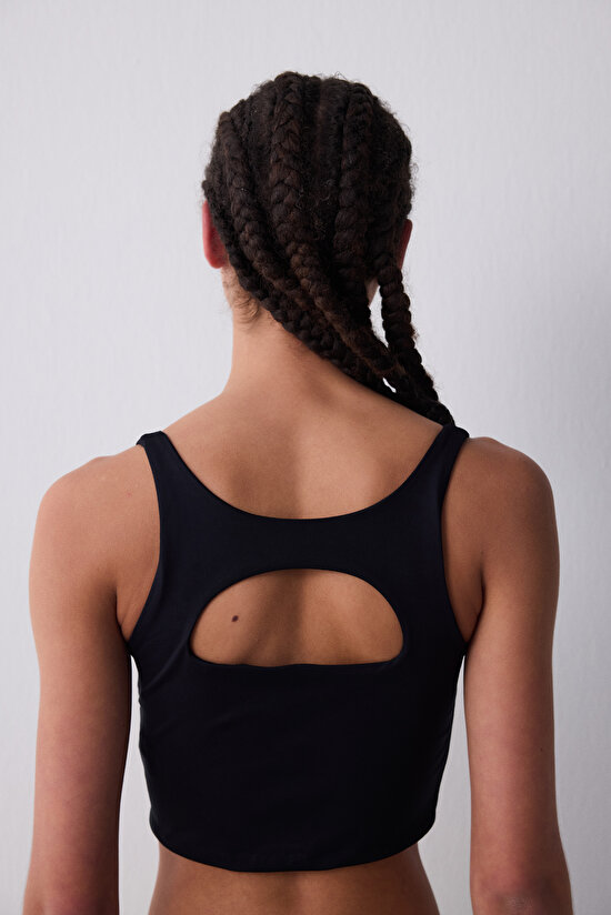 Sporty Cut Out Siyah Üst - 6