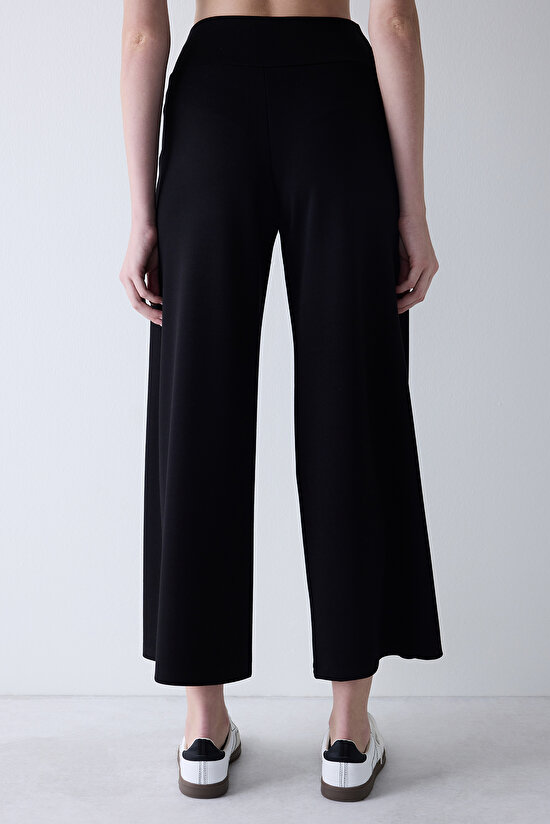 Siyah Yüksek Bel Cepli Geniş Paça Pantolon - 6