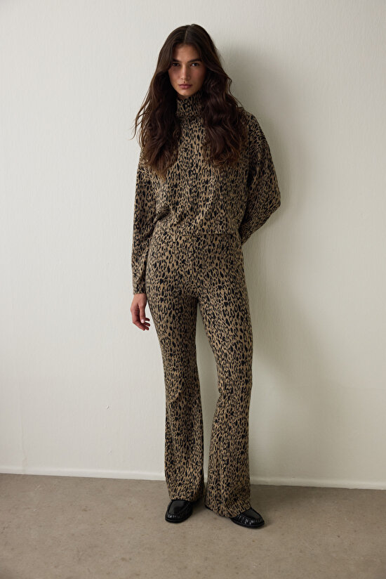 Comfy Crew Neck Oversize Long Sleeve Top - 8