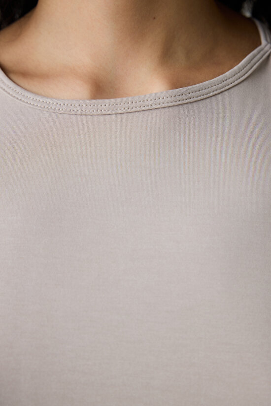 Açık Bej Sırt Detaylı Bluz - 3