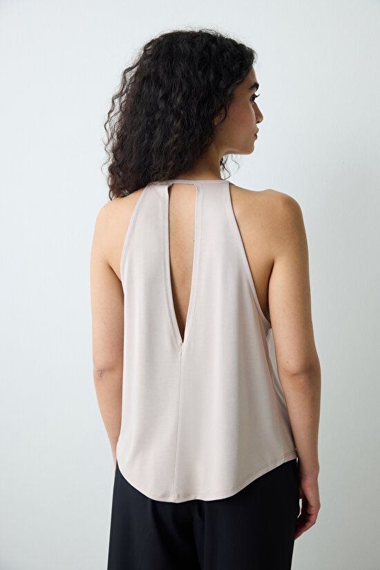 Açık Bej Sırt Detaylı Bluz - 5