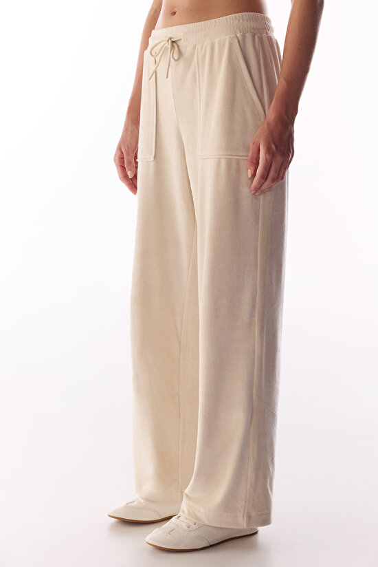 Bej Soft Kadife Cep Detaylı Pantolon - 1