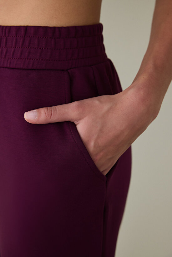 Burgundy Silky Feel Normal Waist Jogger Sweatpants - 4