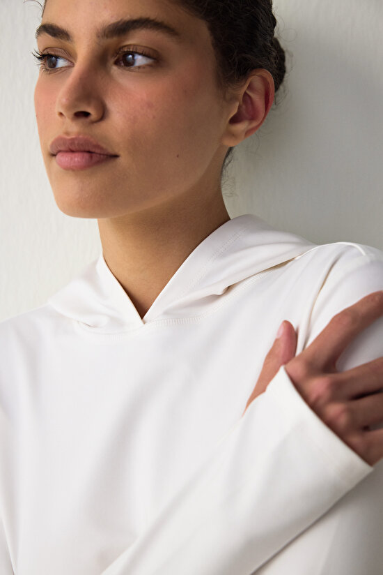 White Thermal Effect Long Sleeve Hooded Top - 3