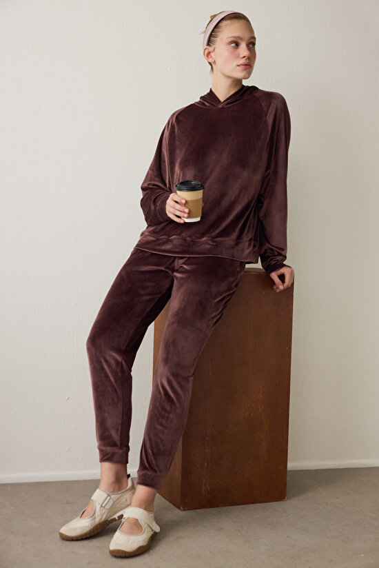 Kahverengi Yumuşak Kadife Sıcak Tutan Termal Etkili Jogger Eşofman Altı - 4