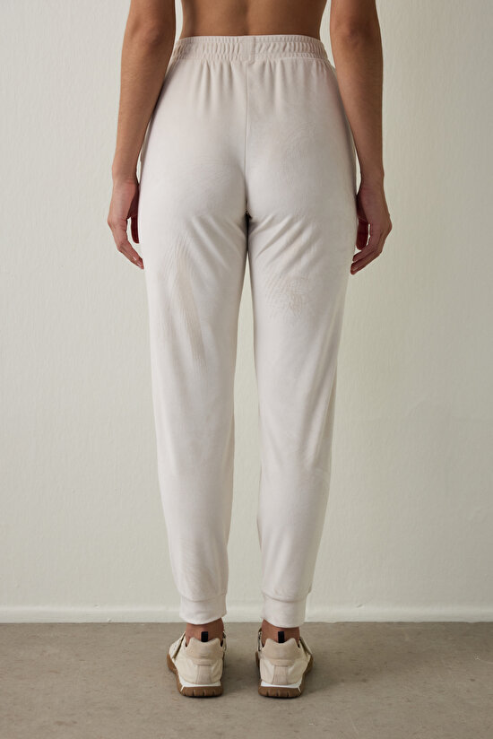 Bej Yumuşak Kadife Sıcak Tutan Termal Etkili Jogger Eşofman Altı - 3