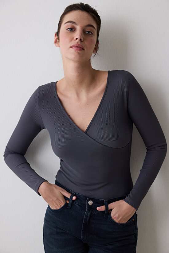 Antrasit Yaka Detay Uzun Kollu Bodysuit - 3