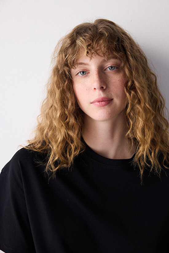 Oversize Black T-Shirt - 3