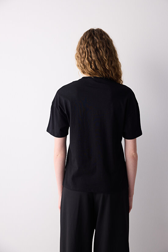 Oversize Black T-Shirt - 6